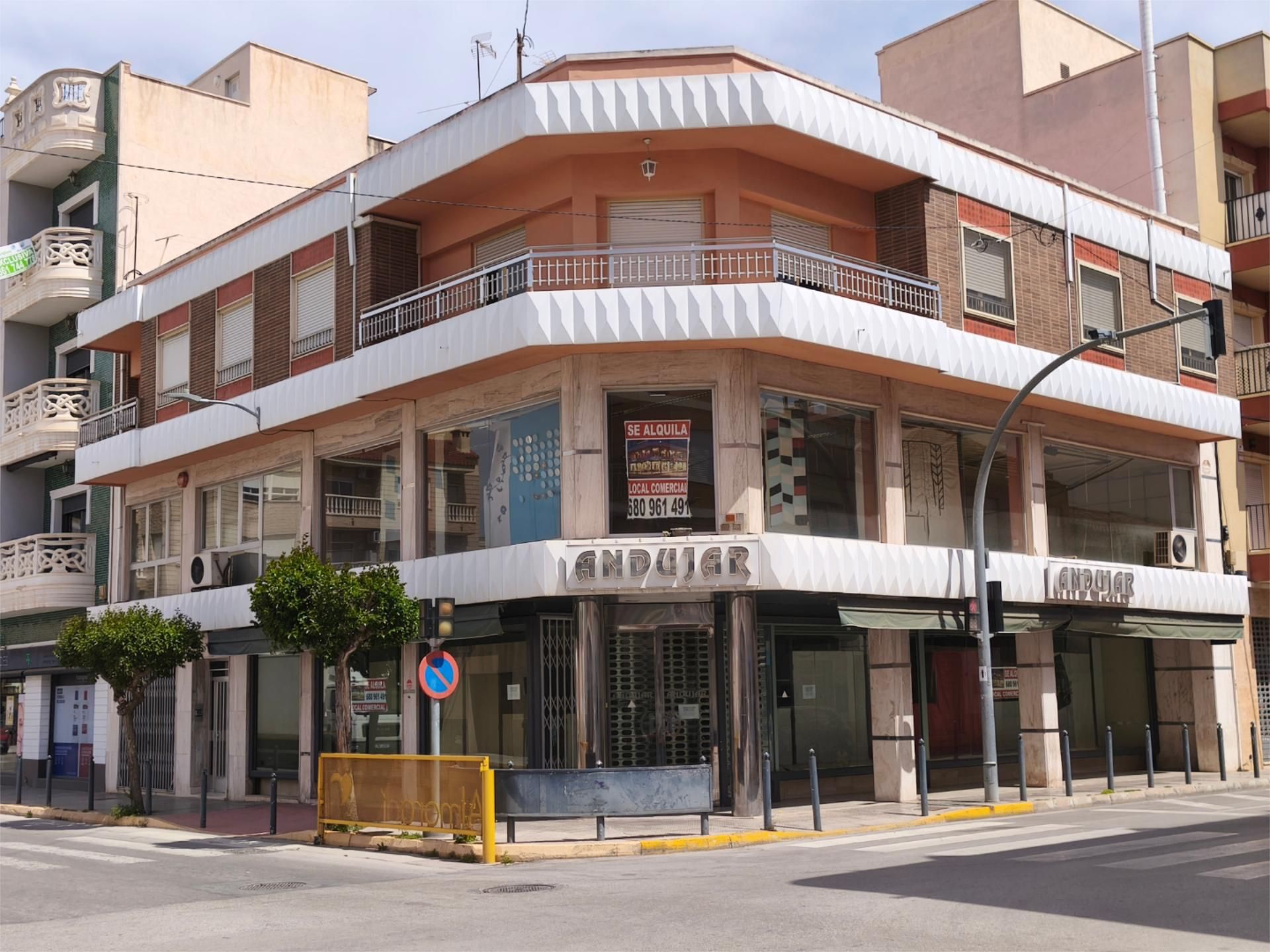 Local de lloguer a Calle Larramendi, 30, Almoradí Vista exterior de Local de lloguer en Almoradí