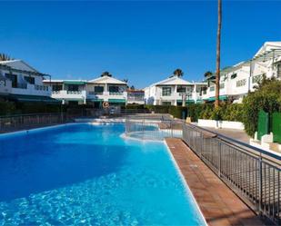 Piscina de Apartament en venda en San Bartolomé de Tirajana amb Jardí privat, Terrassa i Piscina