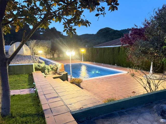 Piso en Alquiler en Carrer Santa Coloma, 23 en Aiguamúrcia