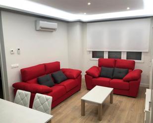 Sala d'estar de Apartament de lloguer en  Albacete Capital amb Aire condicionat, Calefacció i Moblat