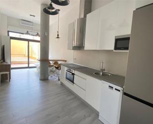 Cuina de Pis de lloguer en  Madrid Capital amb Aire condicionat, Calefacció i Terrassa