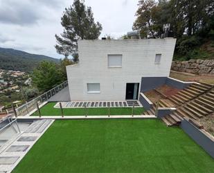 Exterior view of House or chalet for sale in Castellar del Vallès  with Heating, Private garden and Terrace