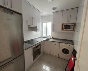 Cuina de Pis de lloguer en  Madrid Capital amb Aire condicionat