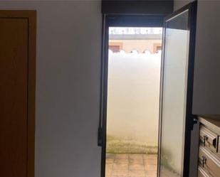 Flat to rent in Medina de Rioseco  with Heating, Terrace and Furnished