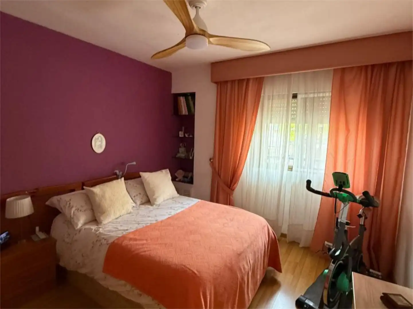 Wohnung zum Verkauf in Avenida de Carlos III, 412, El Puerto Schlafzimmer von Wohnung zum Verkauf in Roquetas de Mar mit Klimaanlage und Terrasse