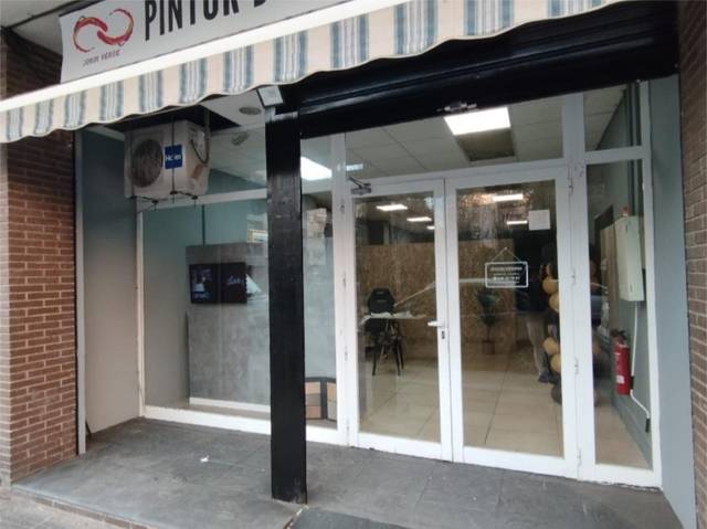 Local comercial en Alquiler en Carrer de l'Alcalde Joan Bertran, 7 en Ponent