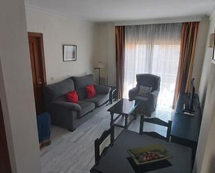 Living room of Flat to rent in  Granada Capital  with Air Conditioner, Heating and Furnished