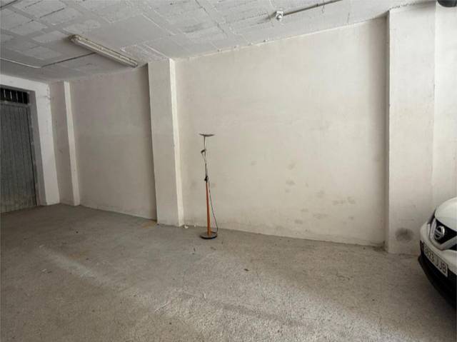 Garaje en Alquiler en Avenida los Deportes, 18 en Jimena de la Frontera