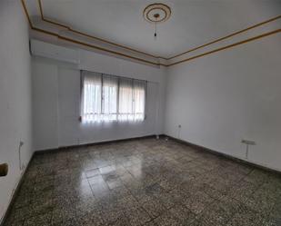 Living room of Flat for sale in  Valencia Capital  with Air Conditioner