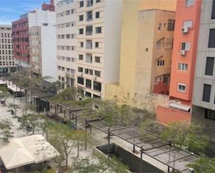 Exterior view of Flat to rent in  Santa Cruz de Tenerife Capital  with Balcony