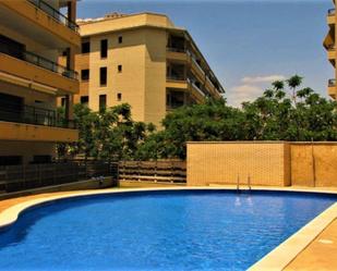 Piscina de Pis en venda en Cambrils amb Aire condicionat, Terrassa i Piscina