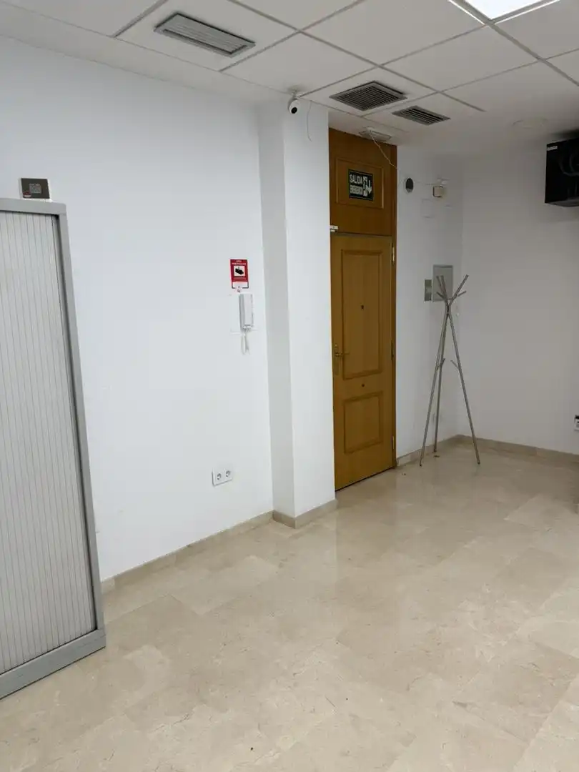 Oficina de lloguer a Avinguda del Port, 181, Aiora Oficina de lloguer en Valencia