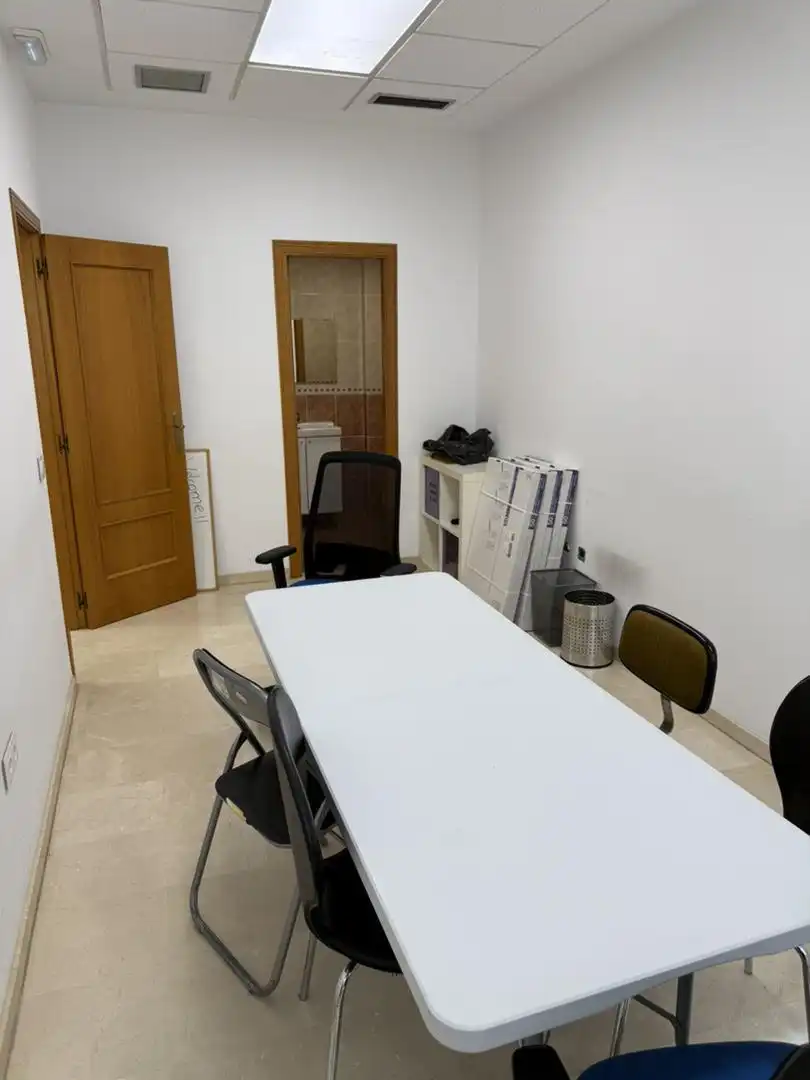Oficina de lloguer a Avinguda del Port, 181, Aiora Oficina de lloguer en Valencia