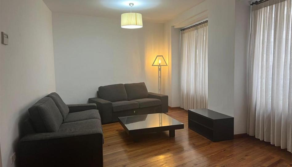 Flat to rent in Carrer Dels Adreçadors, 10, El Mercat, Valencia Capital - image 1 Photo 1 of Flat to rent in Carrer Dels Adreçadors, 10, El Mercat, Valencia Capital