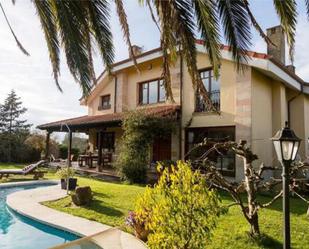Garden of Single-family semi-detached for sale in Santa Cruz de Bezana  with Terrace and Swimming Pool