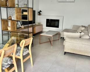 Sala d'estar de Casa o xalet en venda en  Almería Capital amb Aire condicionat, Terrassa i Piscina