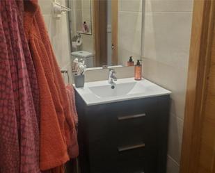 Bathroom of Flat for sale in Portugalete