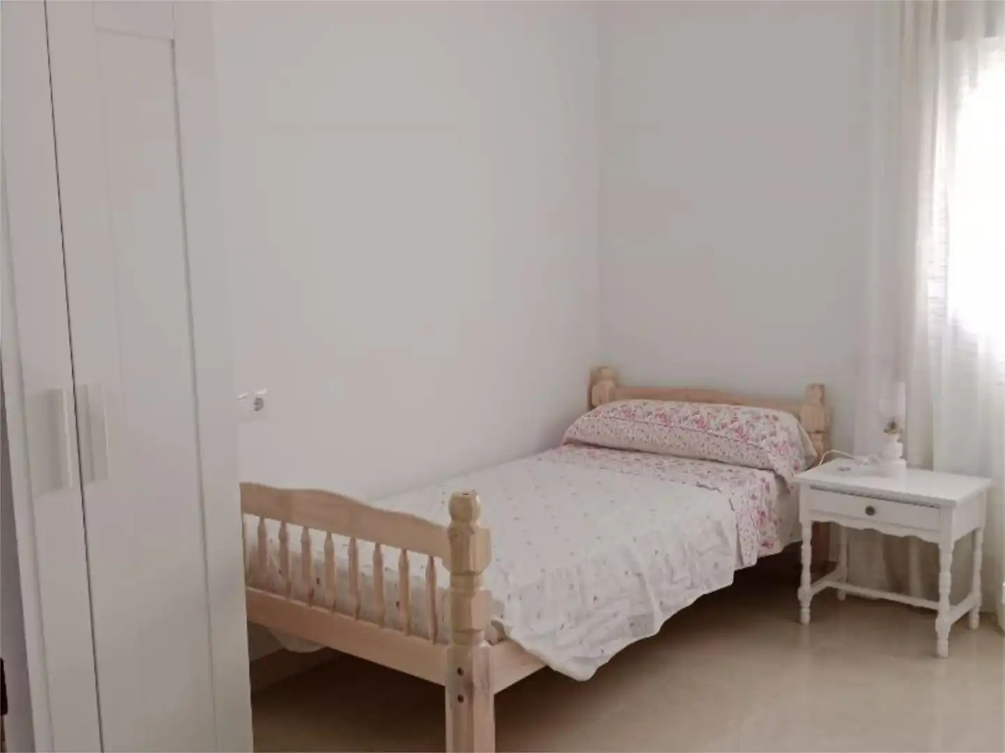 Room in Calle Sosa, 10, Osuna Bedroom of Flat for share in Osuna with Furnished and Balcony