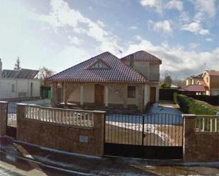 Exterior view of Single-family semi-detached for sale in Morales del Vino  with Terrace