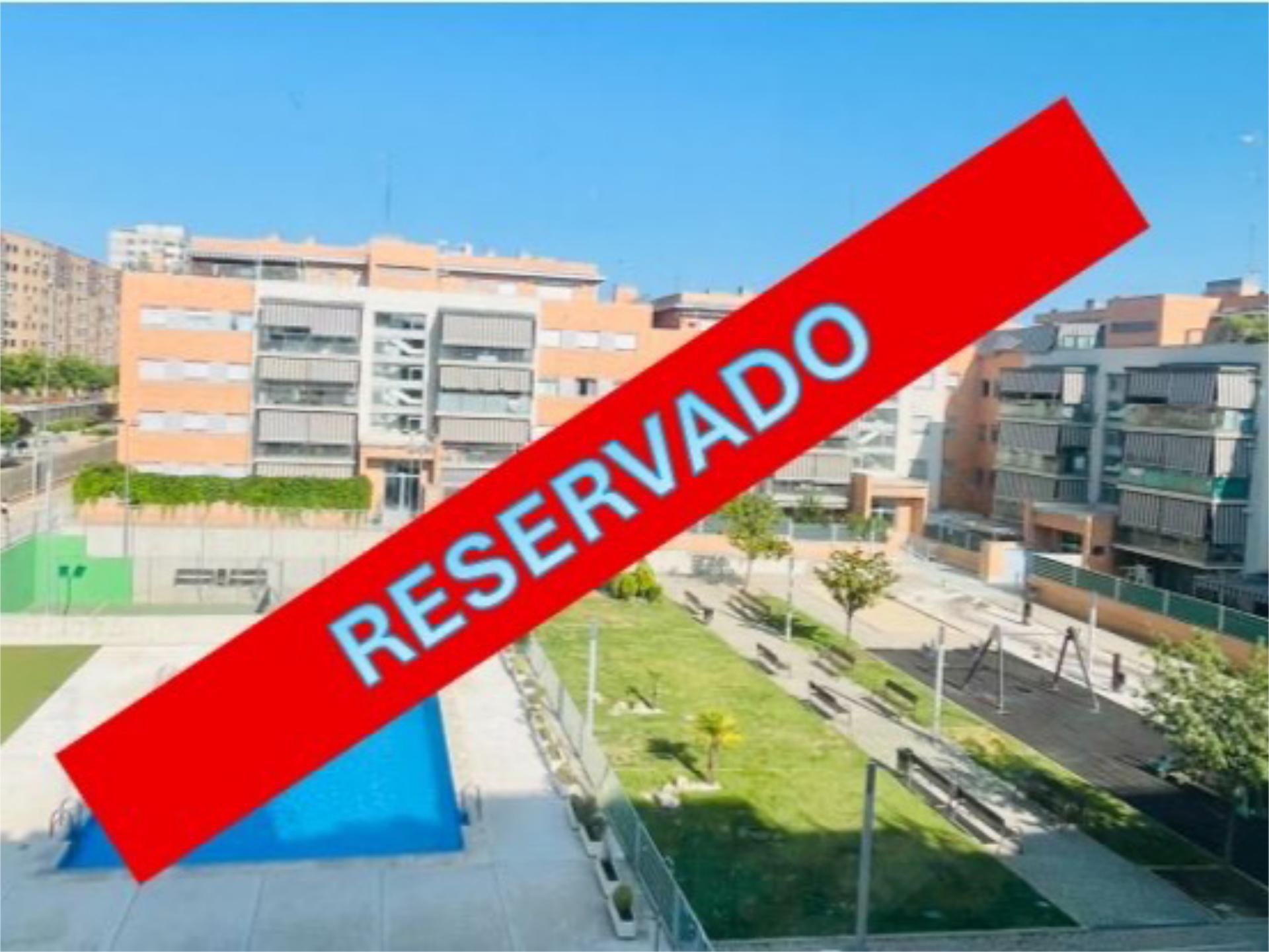Vista exterior de Pis en venda en Parla amb Aire condicionat, Calefacció i Jardí privat
