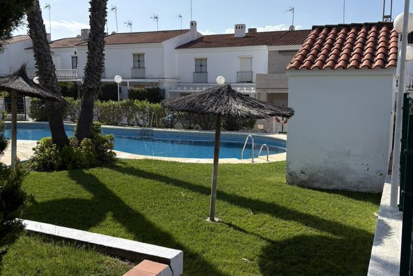 Pis de lloguer a Calle Calamar, 14, Urbasur, Huelva - imatge 1 Foto 1 de Pis de lloguer a Calle Calamar, 14, Urbasur, Huelva