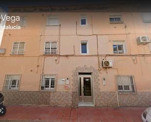 Exterior view of Flat to rent in  Almería Capital  with Air Conditioner, Furnished and Oven