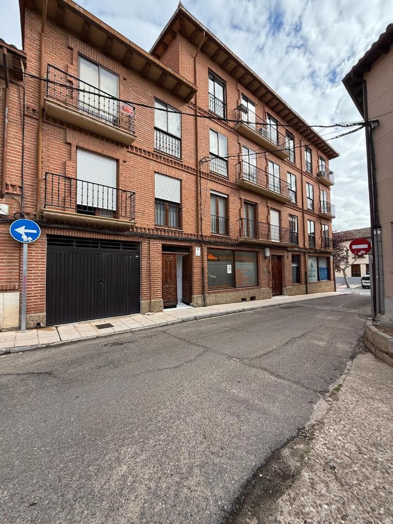Exterior view of Flat for sale in Toro  with Balcony