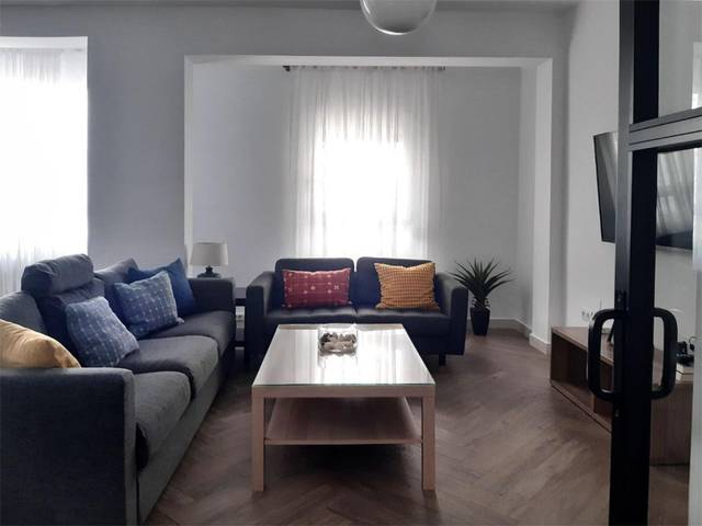 Piso en Venta en Calle Marqués de Cazalla, 15 en La Casería - San Carlos