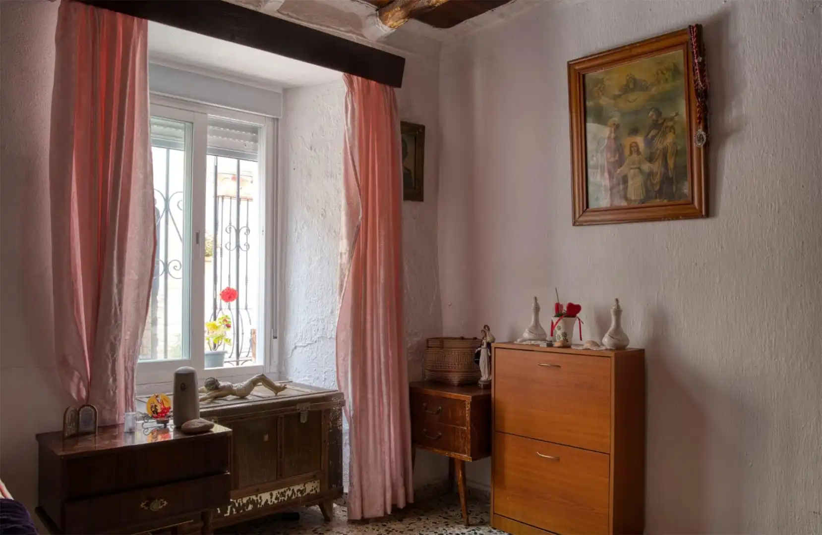 Houses for sale in Plaza Francisco Umbral, 5, Estepona Pueblo Bedroom of Houses for sale in Estepona with Air Conditioner, Terrace and Balcony