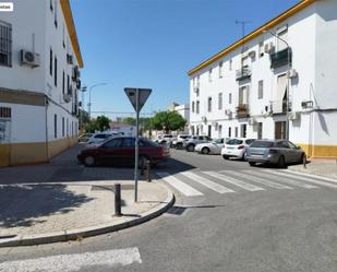 Vista exterior de Pis en venda en  Sevilla Capital