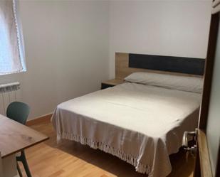 Bedroom of Flat to share in Burgos Capital  with Heating, Parquet flooring and Storage room
