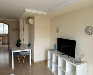 Living room of Flat to rent in Gandia  with Air Conditioner, Terrace and Swimming Pool