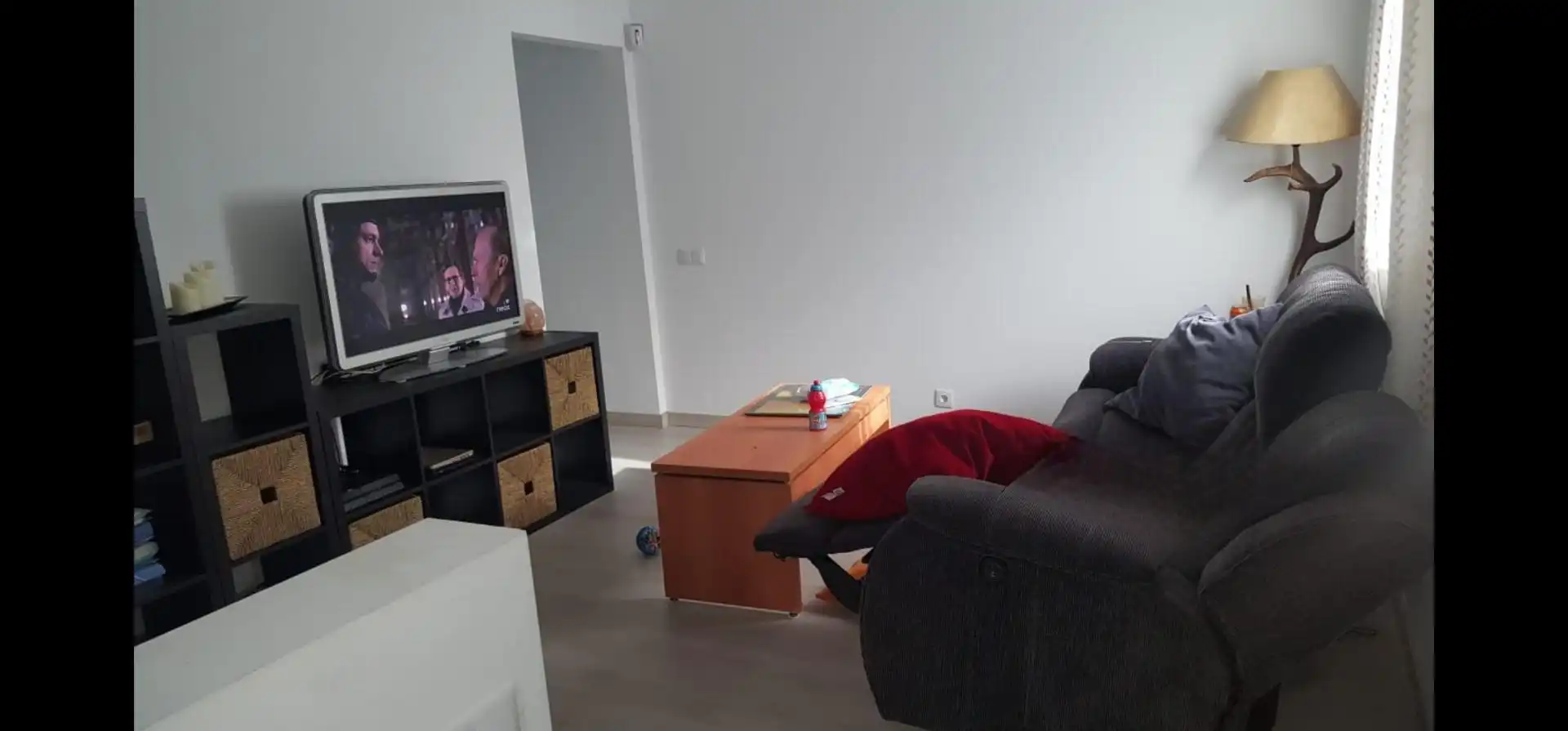 Living room of Flat for sale in Castellví de Rosanes  with Storage room, Swimming Pool and Furnished