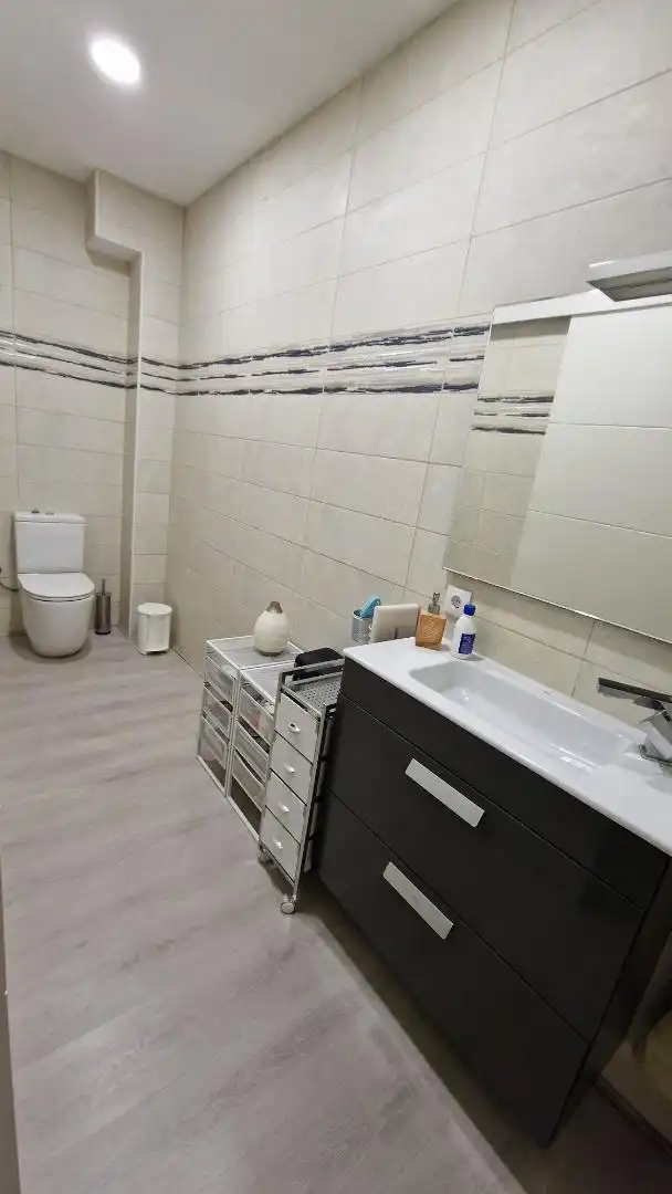 Bathroom of Flat for sale in Castellví de Rosanes  with Storage room, Swimming Pool and Furnished
