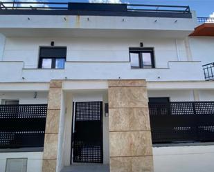 Exterior view of Apartment to rent in Santiponce  with Air Conditioner, Heating and Private garden