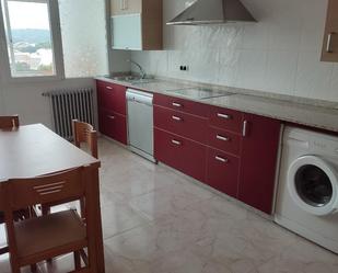 Cuina de Pis de lloguer en Lugo Capital amb Calefacció, Parquet i Moblat