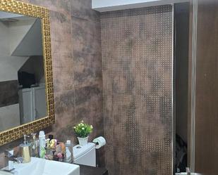 Bathroom of Single-family semi-detached for sale in Puebla de la Calzada  with Heating, Parquet flooring and Storage room