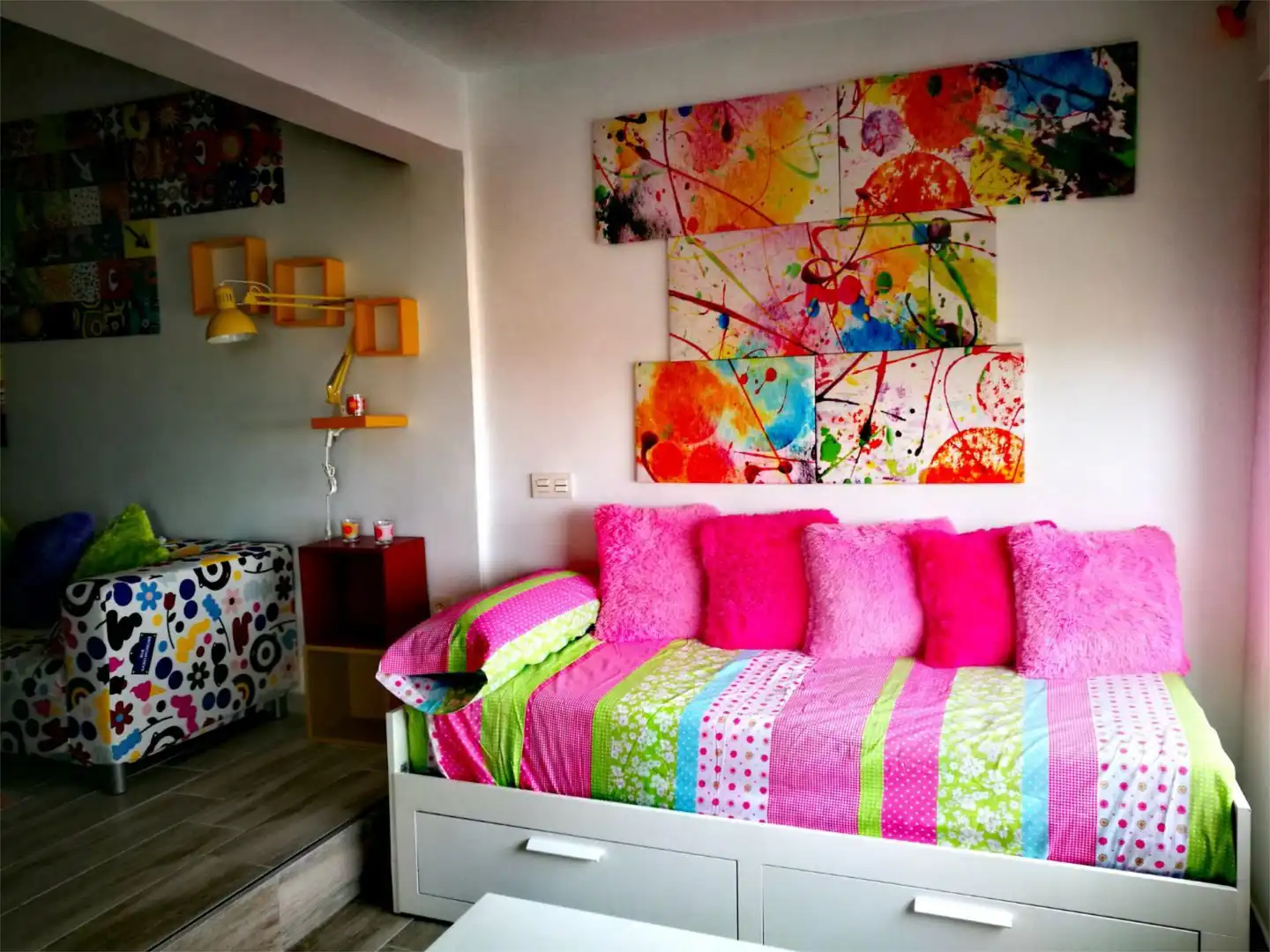 Wohnung zur Miete in Urbanización Amberes, 1, Urbanización Santa Rosa Schlafzimmer von Wohnung zur Miete in Torrox mit Privatgarten, Schwimmbad und Möbliert