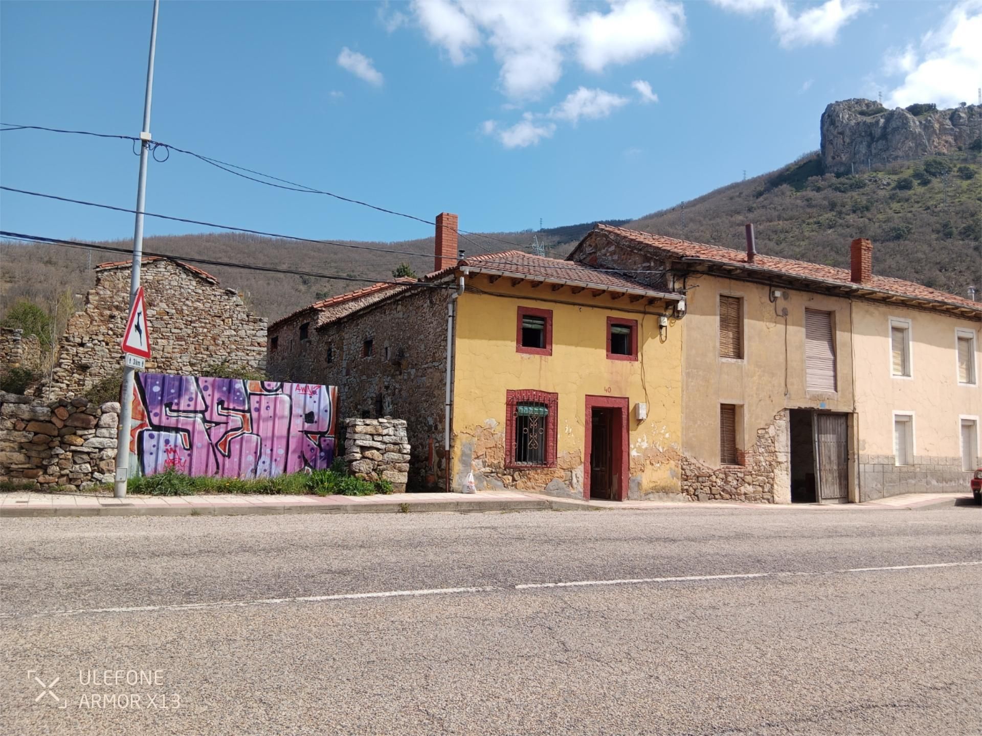 Exterior view of Single-family semi-detached for sale in La Robla   with Storage room