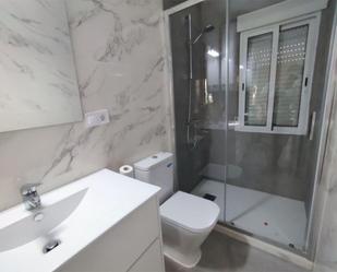Bathroom of Flat to share in  Córdoba Capital  with Air Conditioner, Heating and Terrace