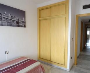 Flat to share in Avenida de los Almogávares, 13, Ollerías - San Cayetano