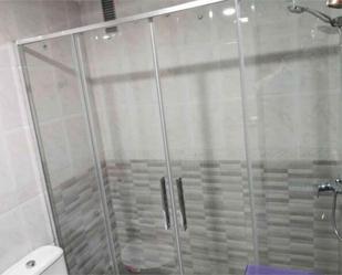 Bathroom of Flat to rent in Cáceres Capital