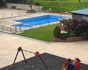 Piscina de Pis en venda en  Logroño amb Aire condicionat, Calefacció i Parquet