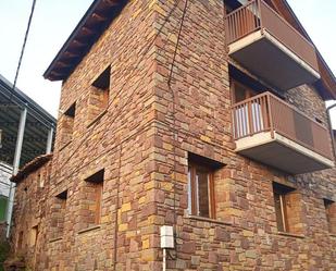 Exterior view of Flat to rent in Laspaúles  with Storage room