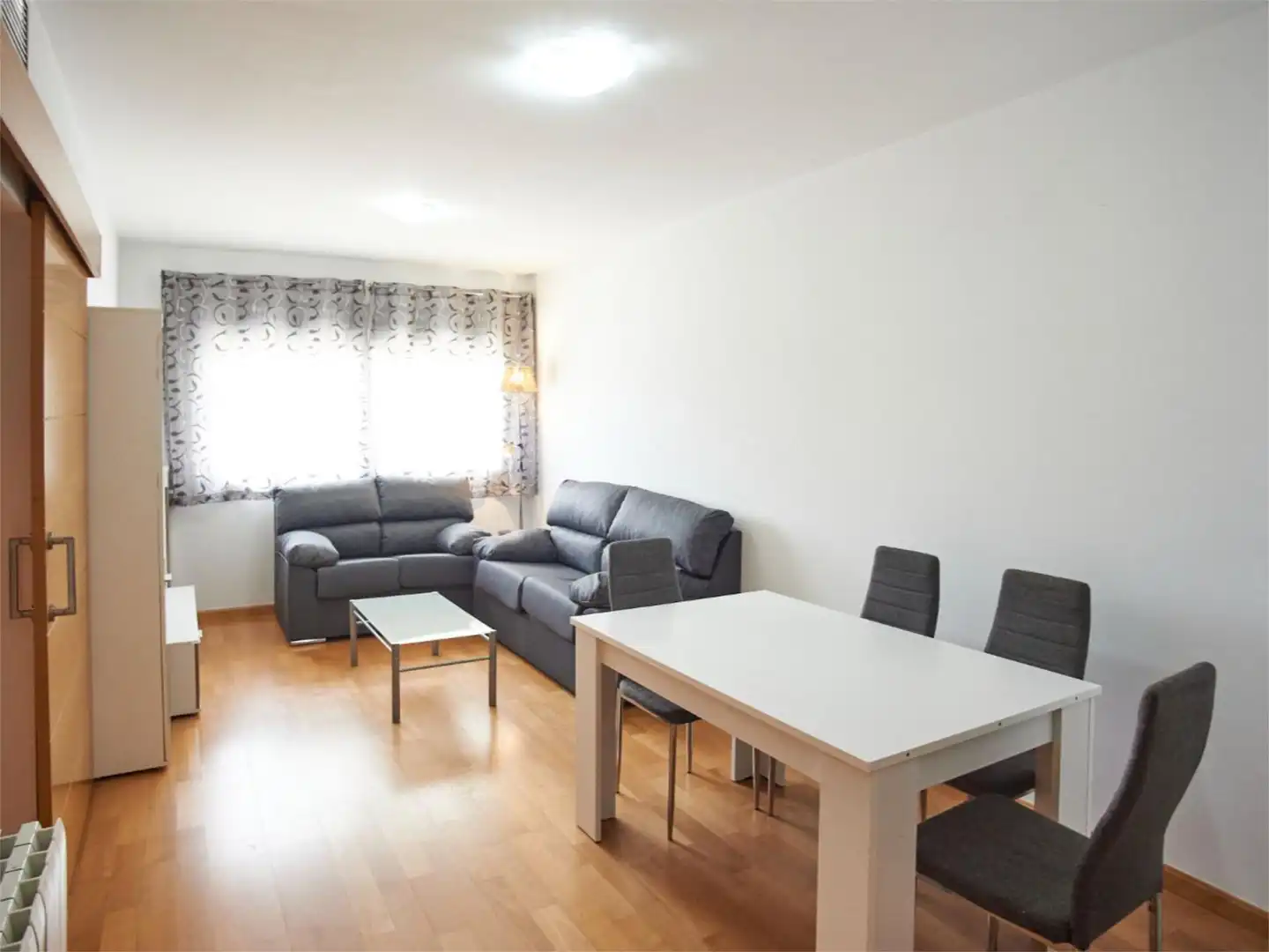 Sala de estar de Piso de alquiler en Armilla con Aire acondicionado, Calefacción y Parquet