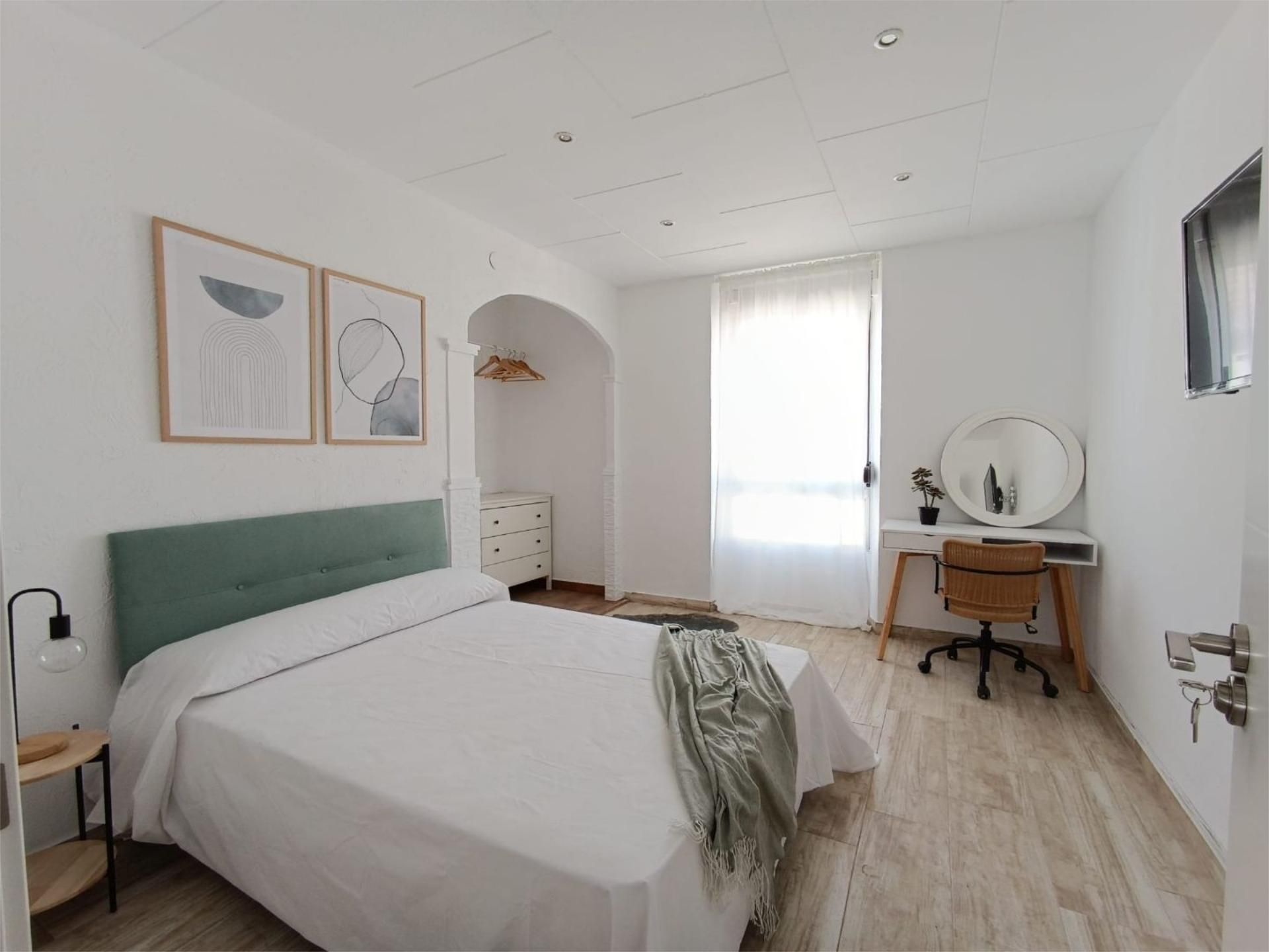 Dormitori de Apartament de lloguer en Ontinyent amb Moblat