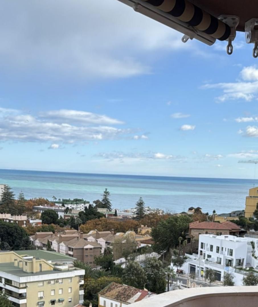 Vista exterior de Pis de lloguer en Málaga Capital amb Jardí privat, Terrassa i Traster