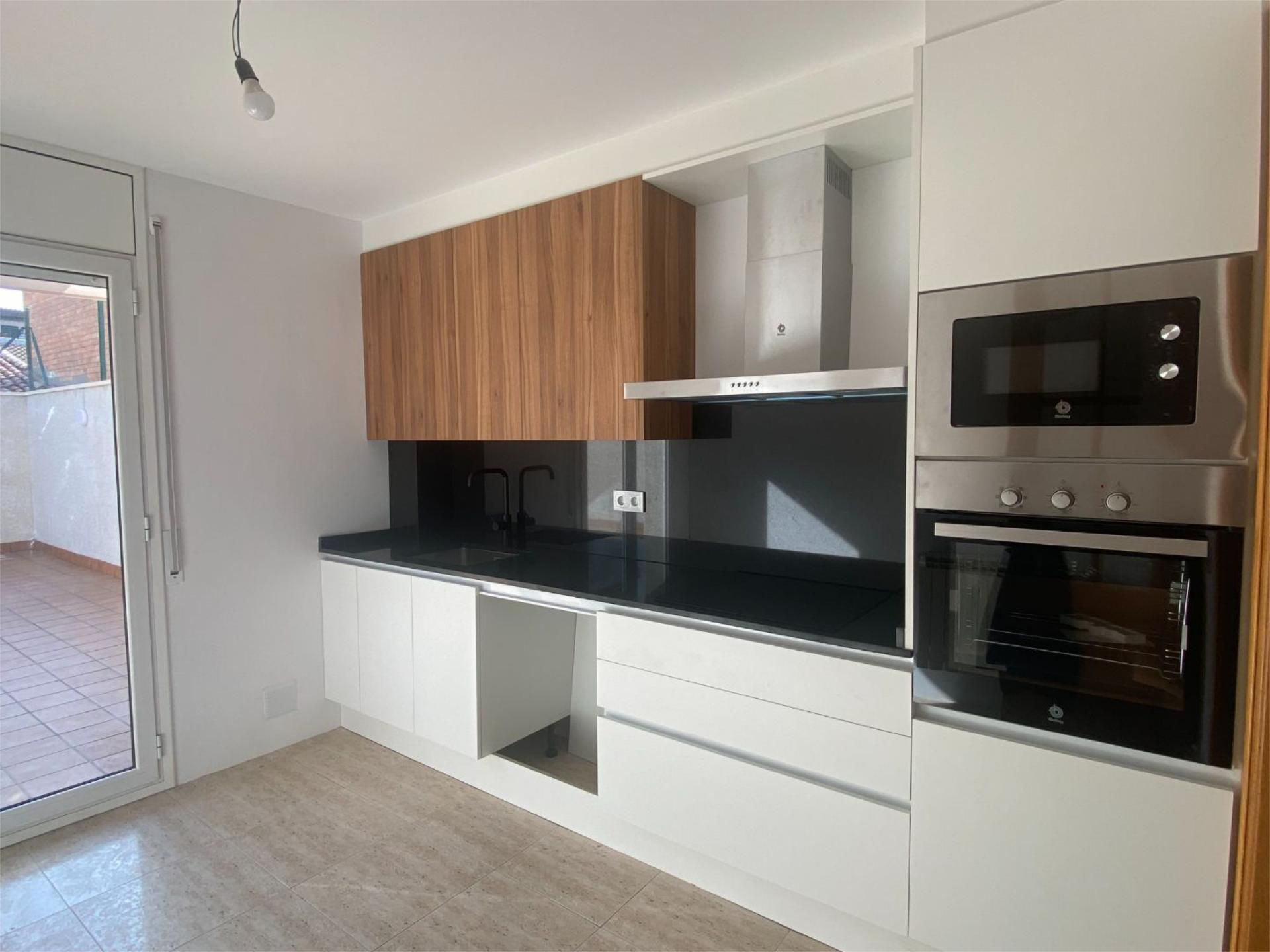 Kitchen of Single-family semi-detached for sale in Sant Vicenç de Castellet  with Heating, Terrace and Storage room