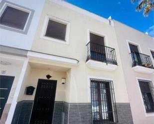Vista exterior de Casa o xalet en venda en Ronda amb Terrassa