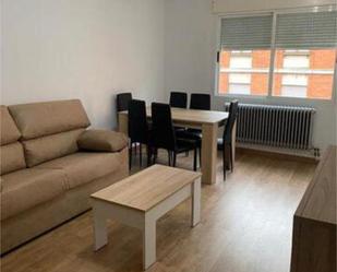 Sala d'estar de Pis de lloguer en Zamora Capital  amb Calefacció, Terrassa i Moblat